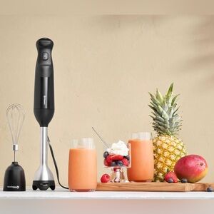 Vitamix 2 Speed Immersion Blender and Whisk Attachment
NEW!